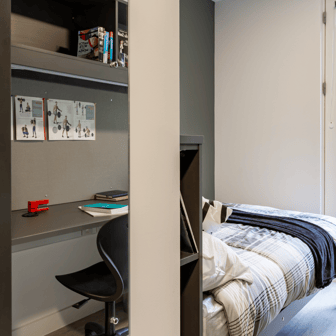 Classic En Suite - Image 2